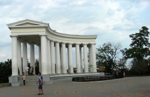 Античная ротонда близ Воронцовского дворца