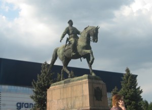 Памятник Котовскому в Кишиневе