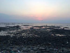 отлив_побережье Мумбаи