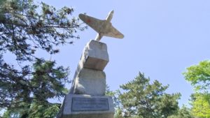 Памятник летчикам на Малаховом кургане