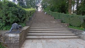 Каменная итальянская лестница в Павловске